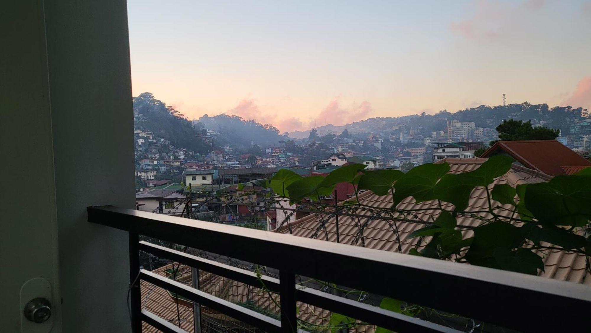 Finteo Skylands Premium Apartment Baguio City Phòng bức ảnh